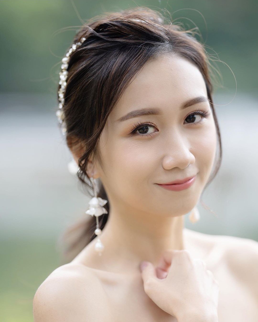 玛格丽特若迷 银色 | 耳夹耳鈎 | 手作婚礼树脂水晶花饰品 - 耳环/耳夹 - 其他材质 白色