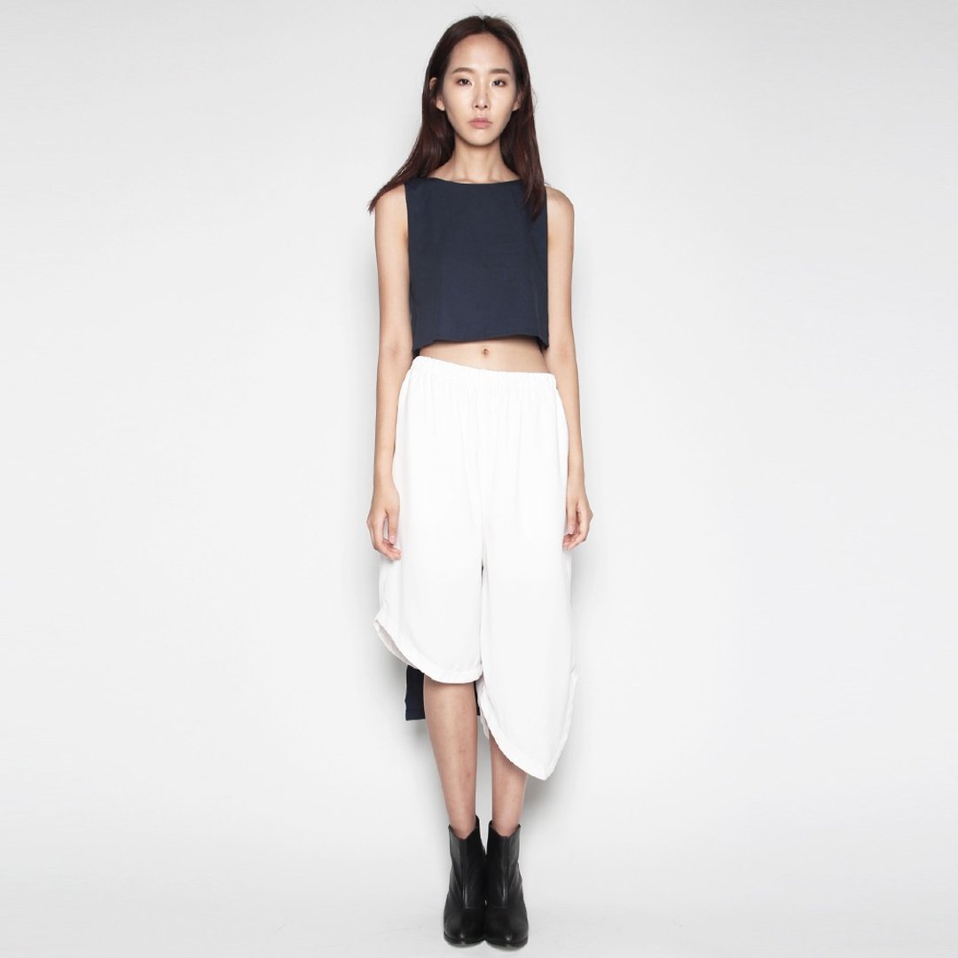 RYLEIGH SIDE-SLIT HI-LO HEM TOP IN NAVY BLUE - 女装上衣 - 棉 蓝色
