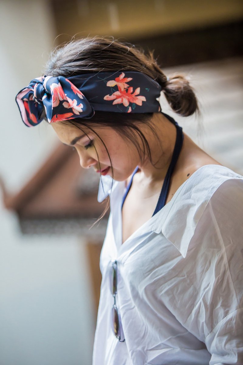 100% Silk Scarf - Floraison en soie, Size 90x90 cm. - 丝巾 - 丝．绢 橘色