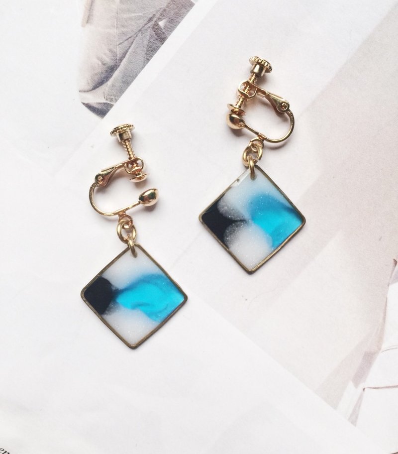 La Don - 耳环 - 渲染 - 正方黄铜蓝黑 耳针/耳夹 - 耳环/耳夹 - 压克力 蓝色