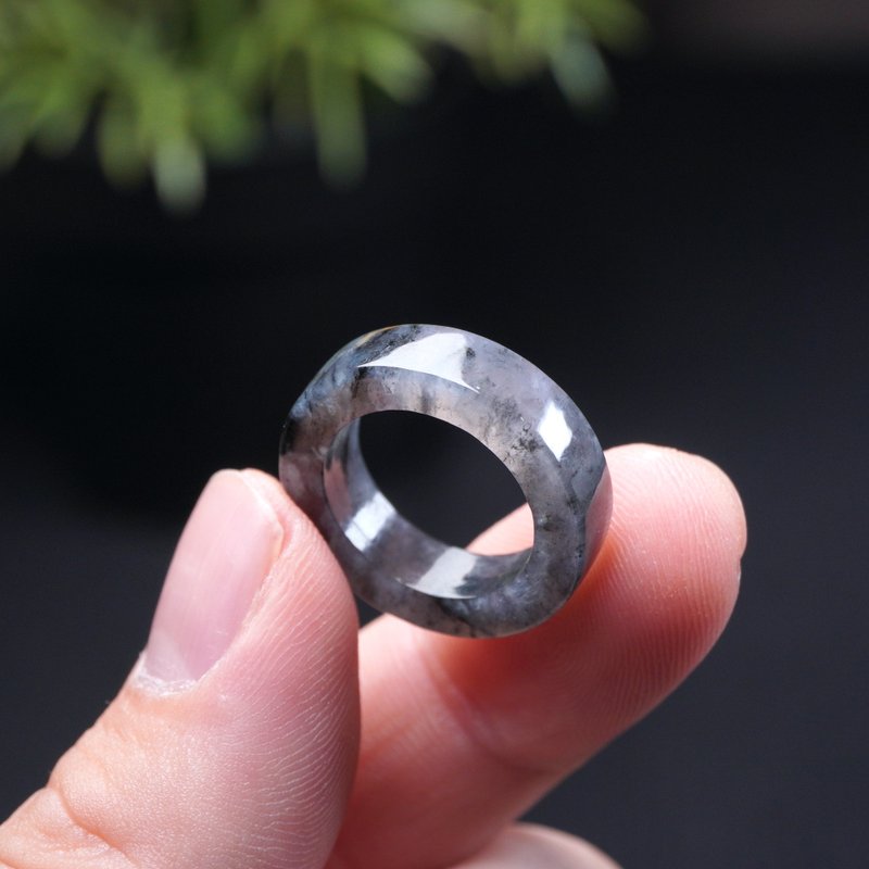 冰乌鸡翡翠角戒戒指戒圈 | 国际10围 | 天然缅甸玉翡翠A货 | 送礼 - 戒指 - 玉石 黑色