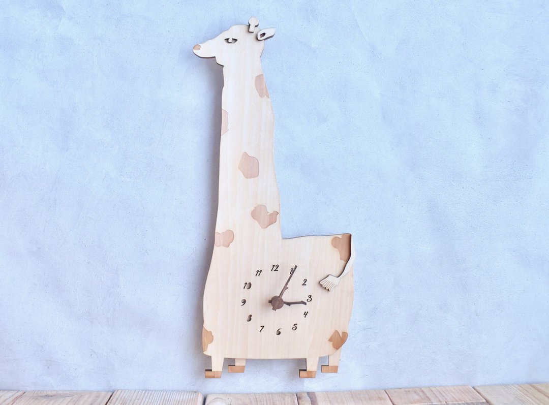 Giraffe Clock Watching the Sunset on the Horizon Wooden Wall Clock - 时钟/闹钟 - 木头 卡其色