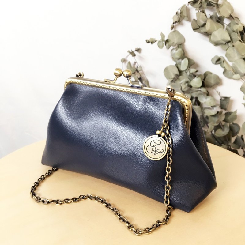 Urban Tourism 防水皮革两用口金包 -沉稳蓝 - 侧背包/斜挎包 - 人造皮革 蓝色