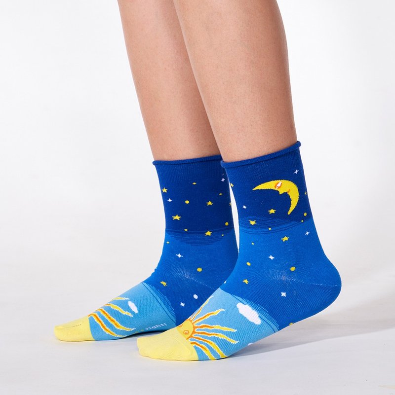 几米 忘记亲一下 。太阳月亮 3:4  袜子 - 袜子 - 棉．麻 蓝色