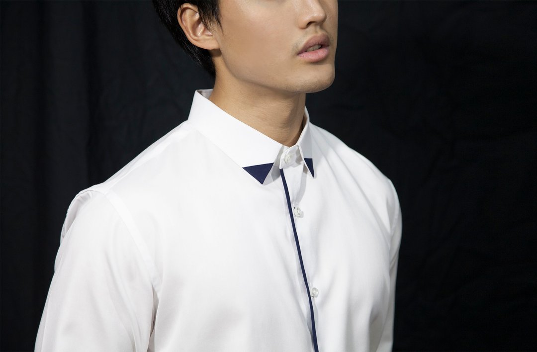 Triangle collar with rolled tab cotton shirt - 男装衬衫 - 棉．麻 白色