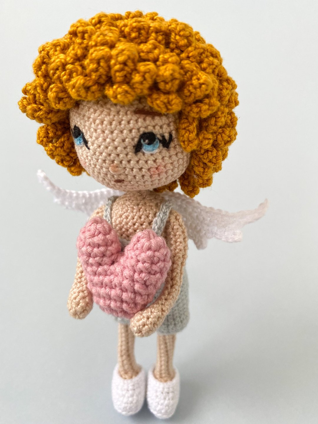 Cupid with heart, angel ornament, mini cupid. - 玩偶/公仔 - 棉 多色