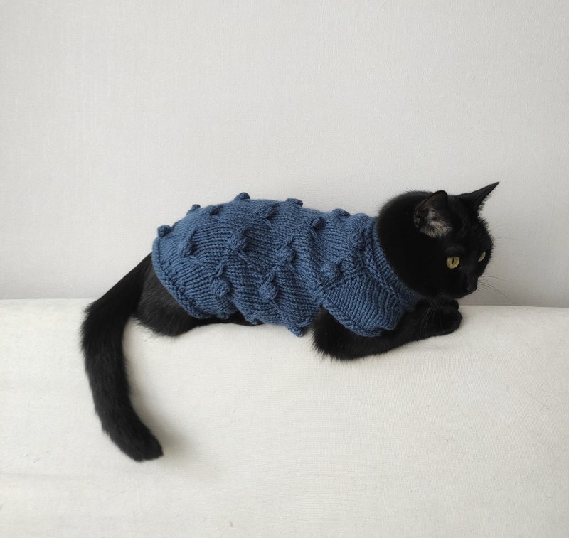 Hand knit pet jumper Cat sweater Clothing for cat Pet outfit Knit jacket for cat - 衣/帽 - 羊毛 