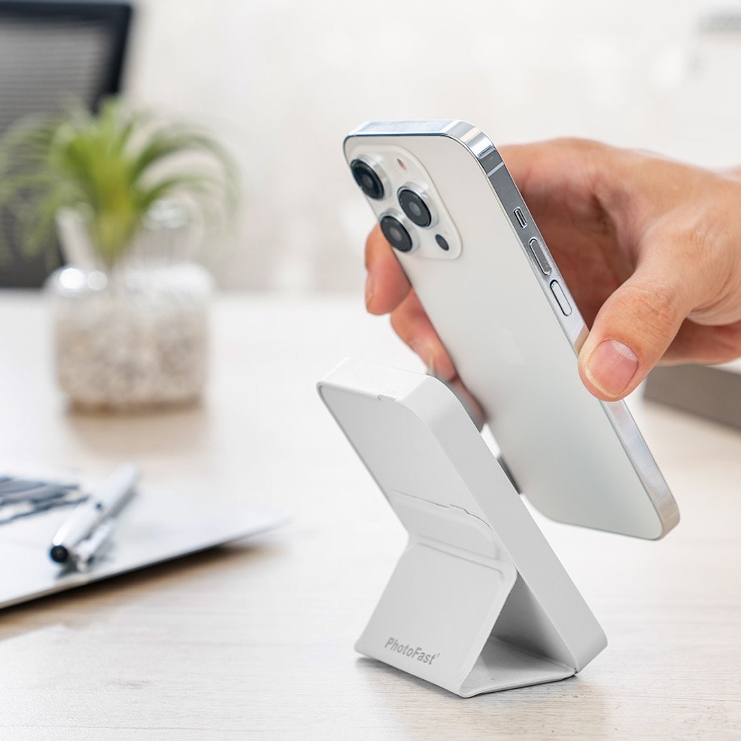 PhotoFast MagSafe Power Bank 磁吸无线行动电源 5000mAh / 白色 - 充电宝/传输线 - 塑料 白色