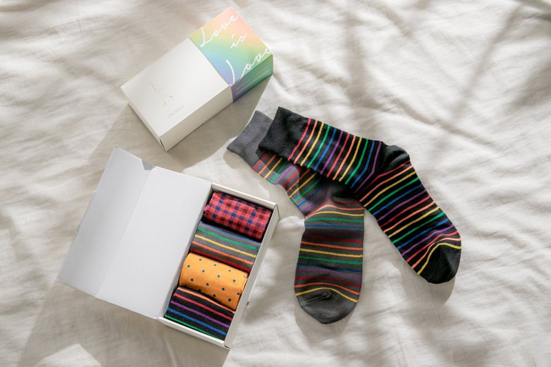 【Rainbow】Love is Love彩虹鞋下风景组 - 袜子 - 棉．麻 多色