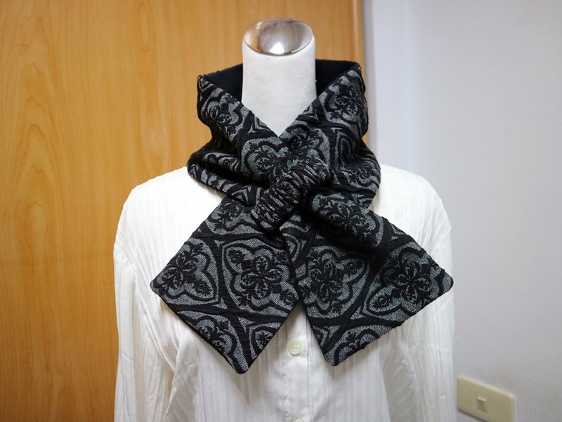 立体图腾 可调式短围巾.scarf 保暖围脖 双面双色 大人.小孩均适 - 领结/领巾 - 其他金属 