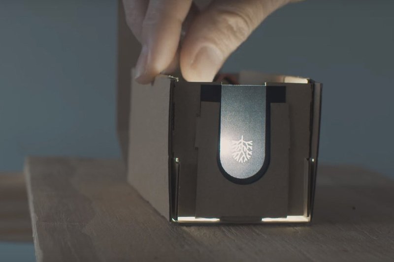 mt Nazorie 图像投影器 (附专用投影片) - 墙贴/壁贴 - 纸 多色