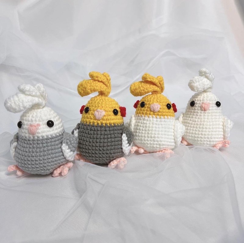 手工钩织玄凤鹦鹉娃娃七夕 - 玩偶/公仔 - 棉．麻 多色