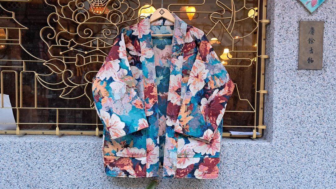AMIN'S SHINY WORLD 胭脂彩色大花海 KIMONO - 女装休闲/机能外套 - 棉 多色