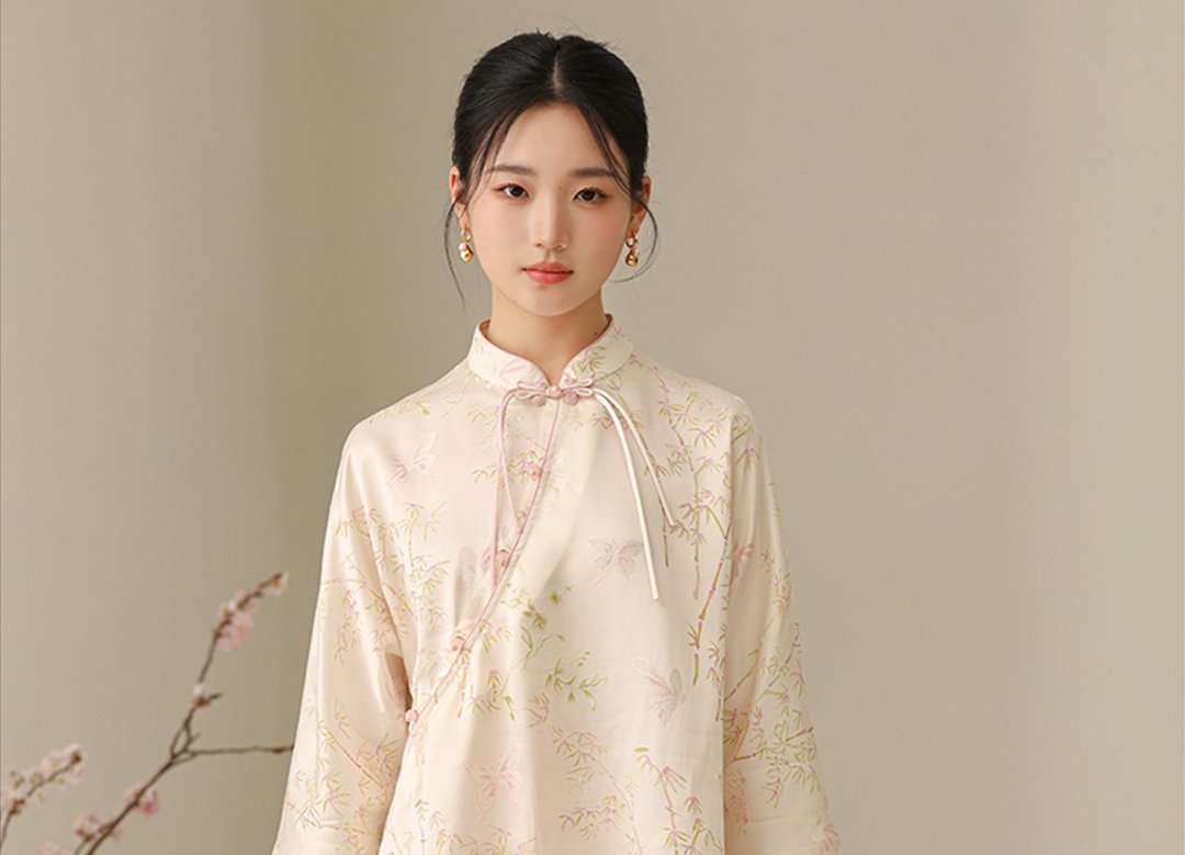 春烂漫 新中式中國風 提花桑蚕丝上衣/半裙 - 女装上衣 - 丝．绢 白色
