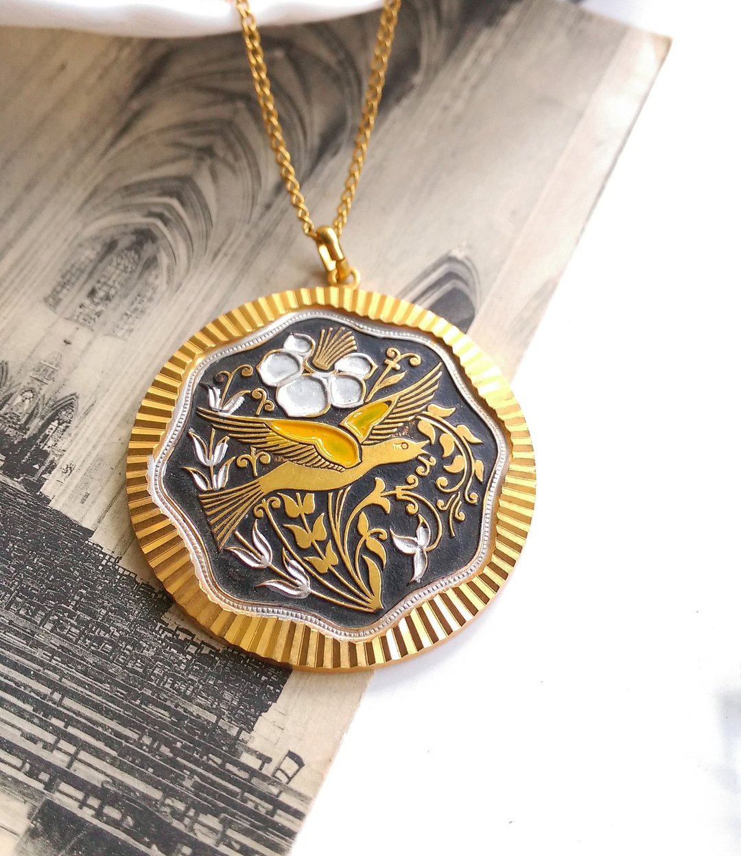 DAMASCENE  西班牙大马士革首饰 飞鸟花卉图 项链。西洋古董饰品 - 项链 - 其他材质 金色