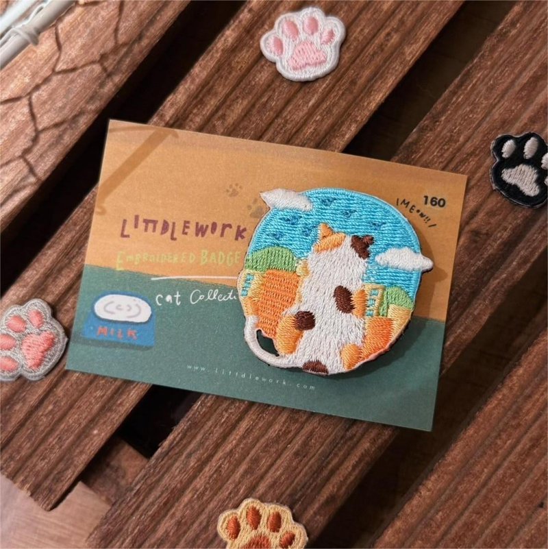 刺绣烫贴/别针 | 猫咪 - 看风景三花 | Littdlework - 徽章/别针 - 绣线 多色