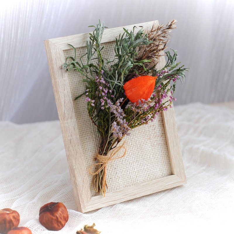 Framed dried flowers bouquet on Canvas. Mini dried flowers bouguet with physalis - 画框/相框 - 植物．花 多色