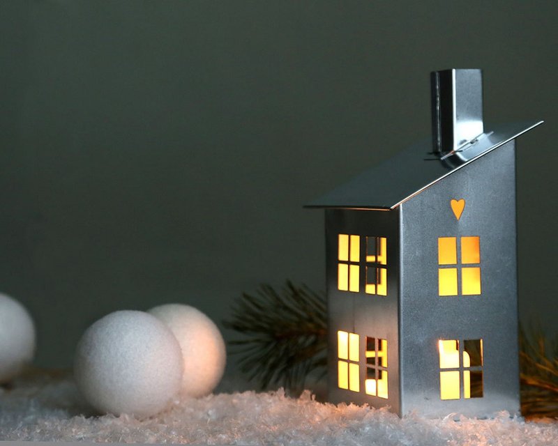 Tin house candle holder //Unique nordic decor for modern home // FREE SHIPPING// - 蜡烛/烛台 - 其他金属 银色