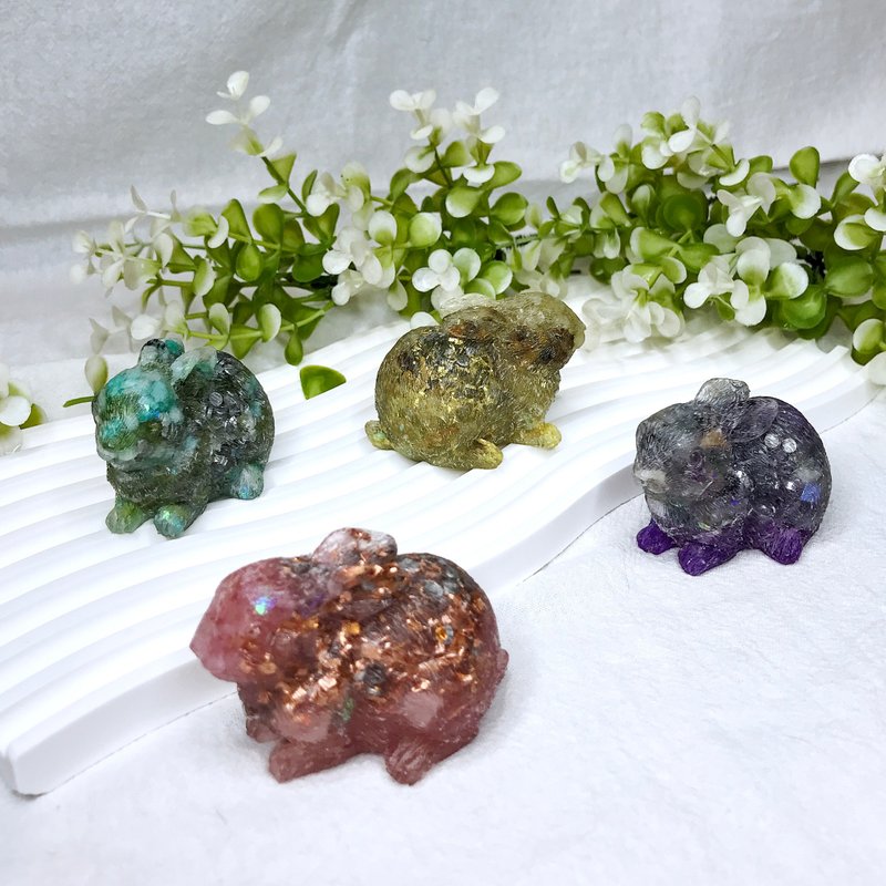 奥钢能量小物 — 能量兔兔_坐姿 - 摆饰 - 树脂 多色