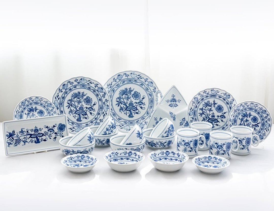 布拉格高堡经典椭圆深盘 -20CM / 新婚成家送礼 / 母亲节礼盒 - 盘子/餐盘/盘架 - 瓷 白色