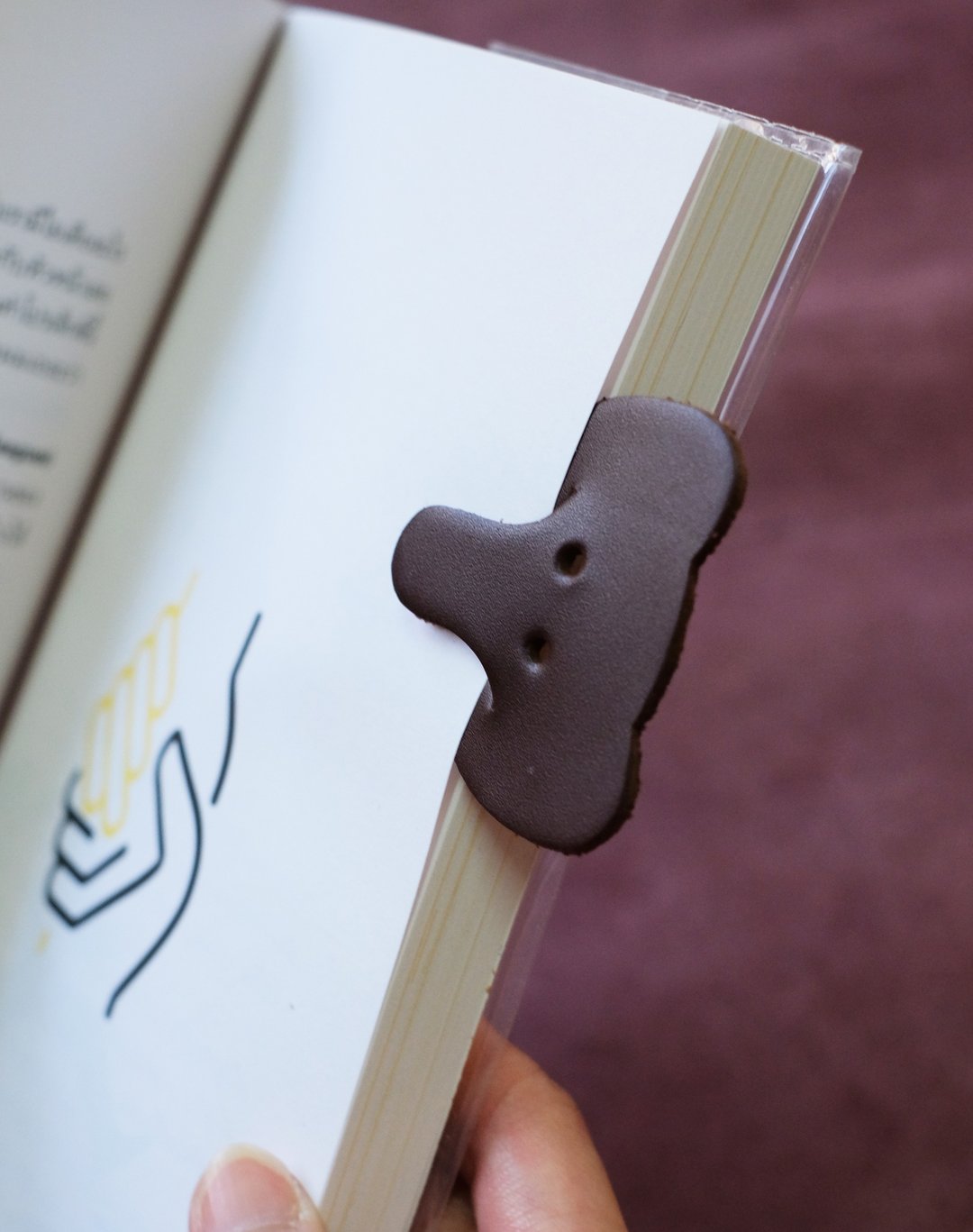 Leather Bookmark / Animal Bookmark / Gift for Book Lovers - Elephant Dark brown - 书签 - 真皮 咖啡色