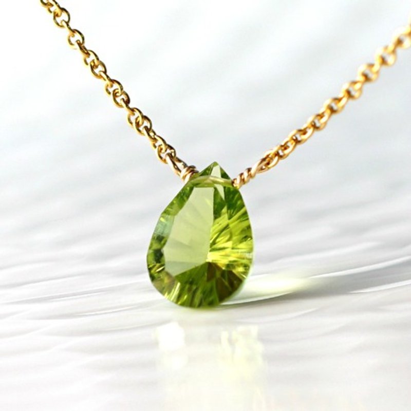 極上ペリドットのコンケーブペアシェイプカットネックレス　Agustina - 项链 - 宝石 绿色