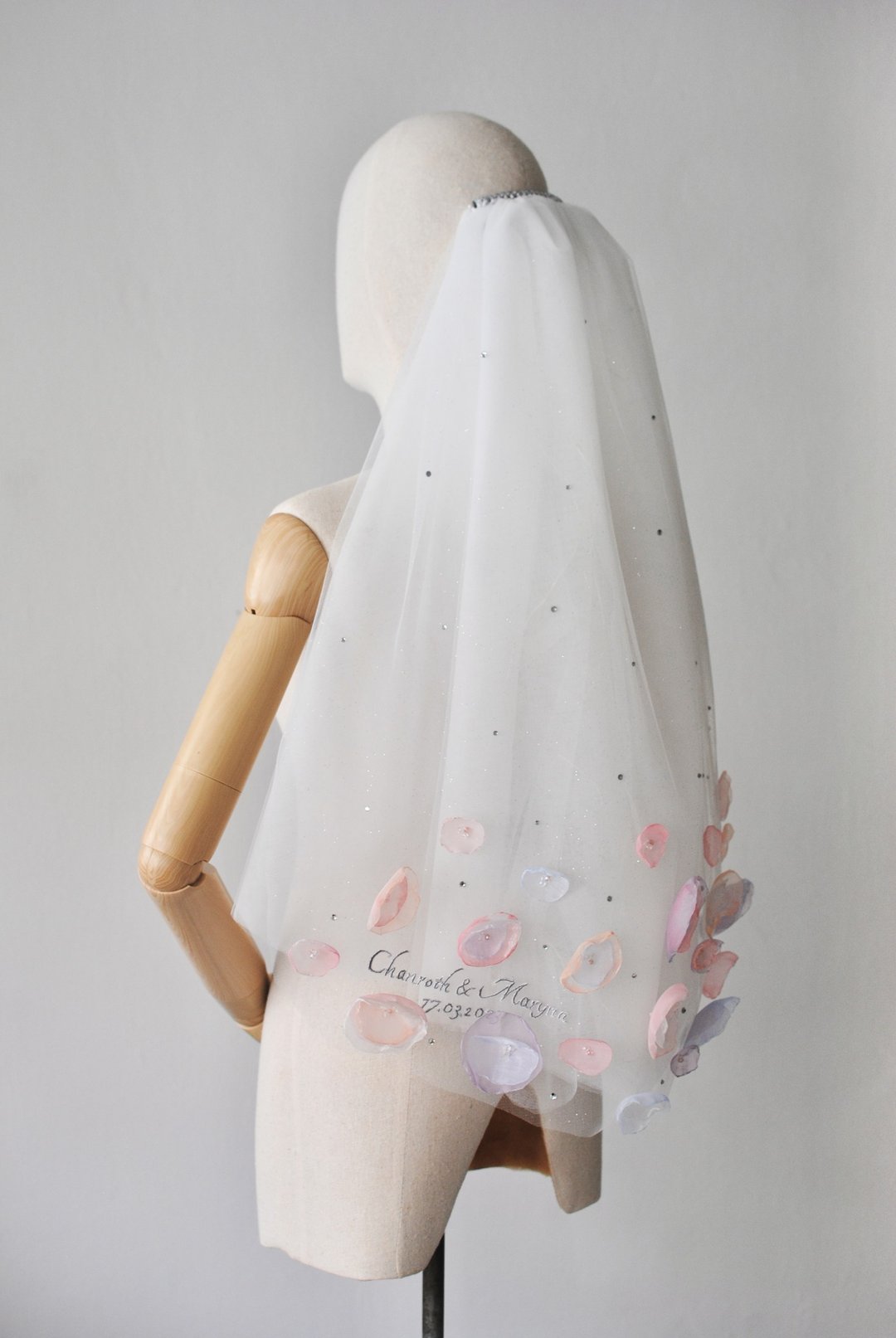 Jellyfish Pastel Concept Led Veil - 发饰 - 聚酯纤维 多色
