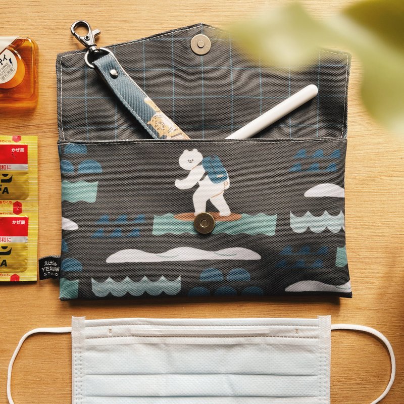 防泼水布 口罩收纳袋 餐具袋 存折包  - 冲浪北极熊 - 口罩 - 防水材质 蓝色