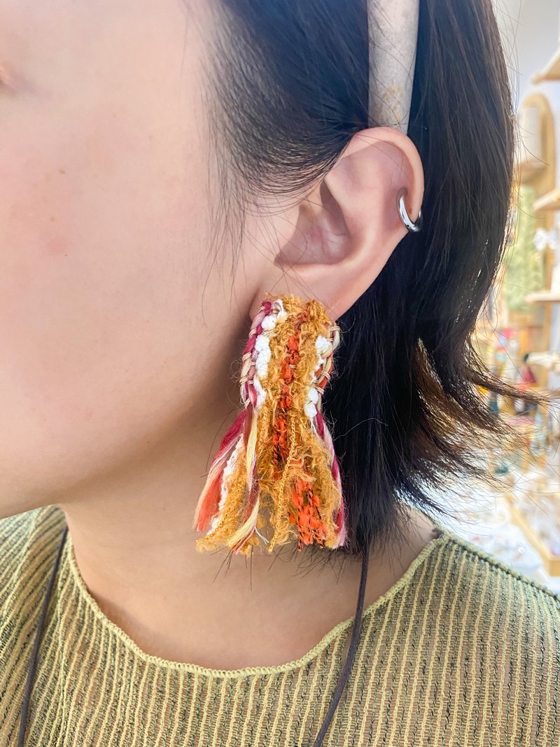 实体 | 台北 | 手作梭织耳饰 | Weaving  Earrings - 编织/羊毛毡/布艺 - 棉．麻 