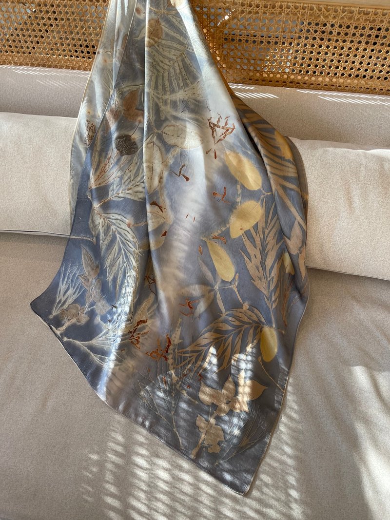 花叶移印染长丝巾 - 瀚海浮光 - 丝巾 - 丝．绢 多色