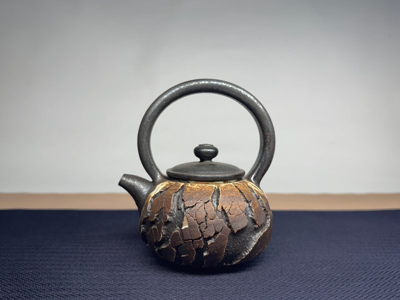 190cc/茶壶/提梁壶/瓦斯窑/杨博戎 - 茶具/茶杯 - 陶 