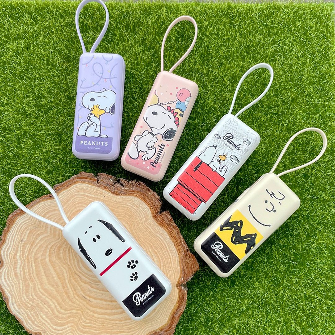 Snoopy 史努比 夹心棒 行动电源 自带线 iPhone 15 安卓 - 充电宝/传输线 - 塑料 多色