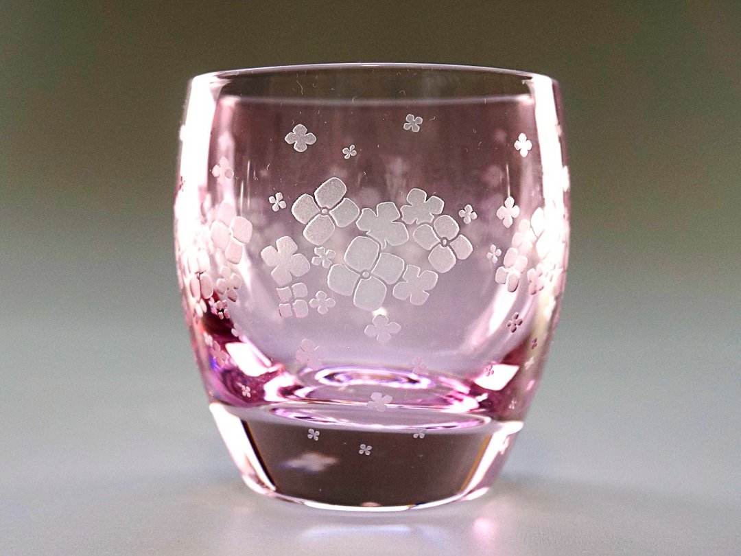 Hydrangea boar cup [light red] - 酒杯/酒器 - 玻璃 粉红色