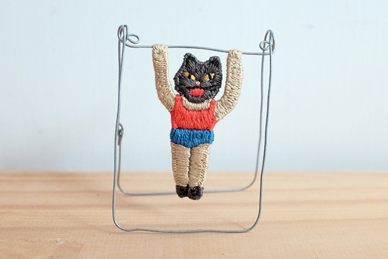 体操小王子& Friends - 黑猫队长 怀旧玩具/扣针 - 胸针 - 绣线 红色