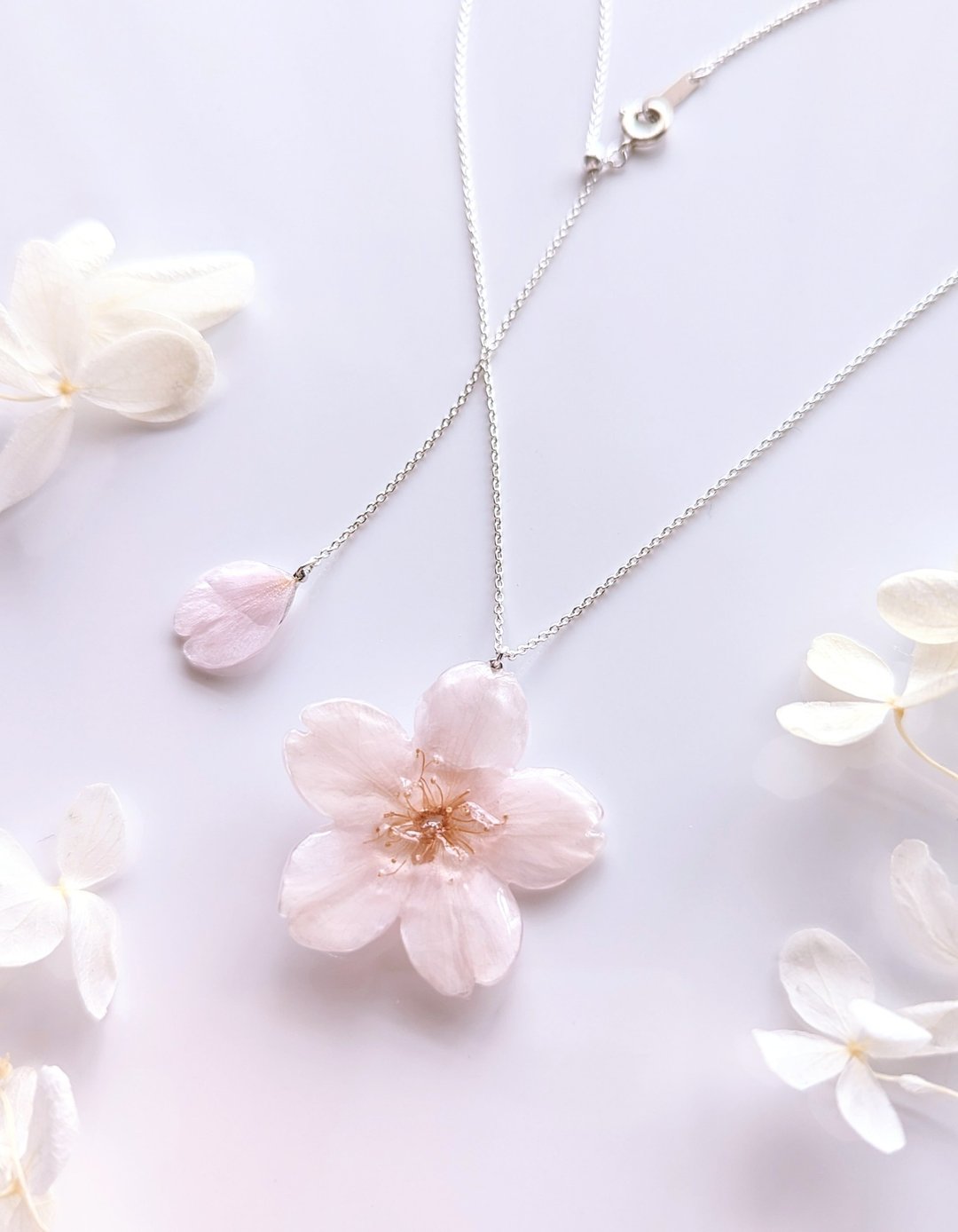 Everpink 永生花  真花 早开的樱花 项链　吊坠　静止的 - 长链 - 树脂 粉红色