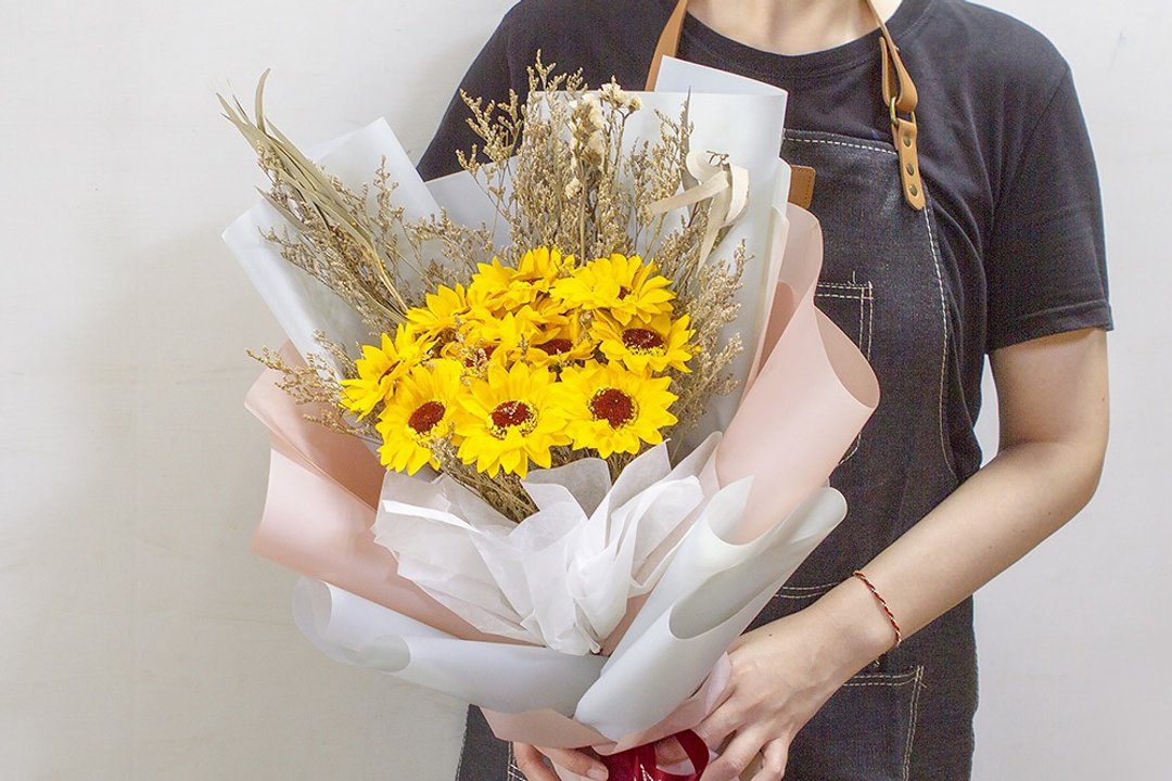 一心一意 11朵向日葵花束 干燥花花束 毕业花束 父亲节花束S008 - 干燥花/捧花 - 纸 黄色