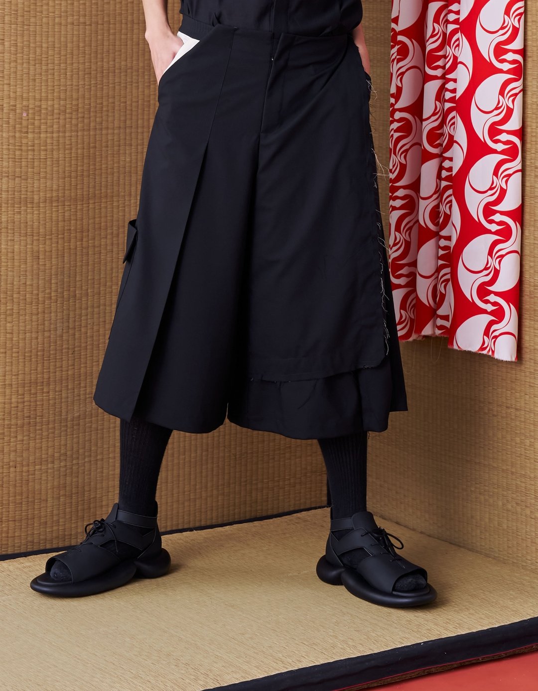 短宽裤/日式短宽裤/百褶/24AW-INF - 男士长裤 - 聚酯纤维 黑色