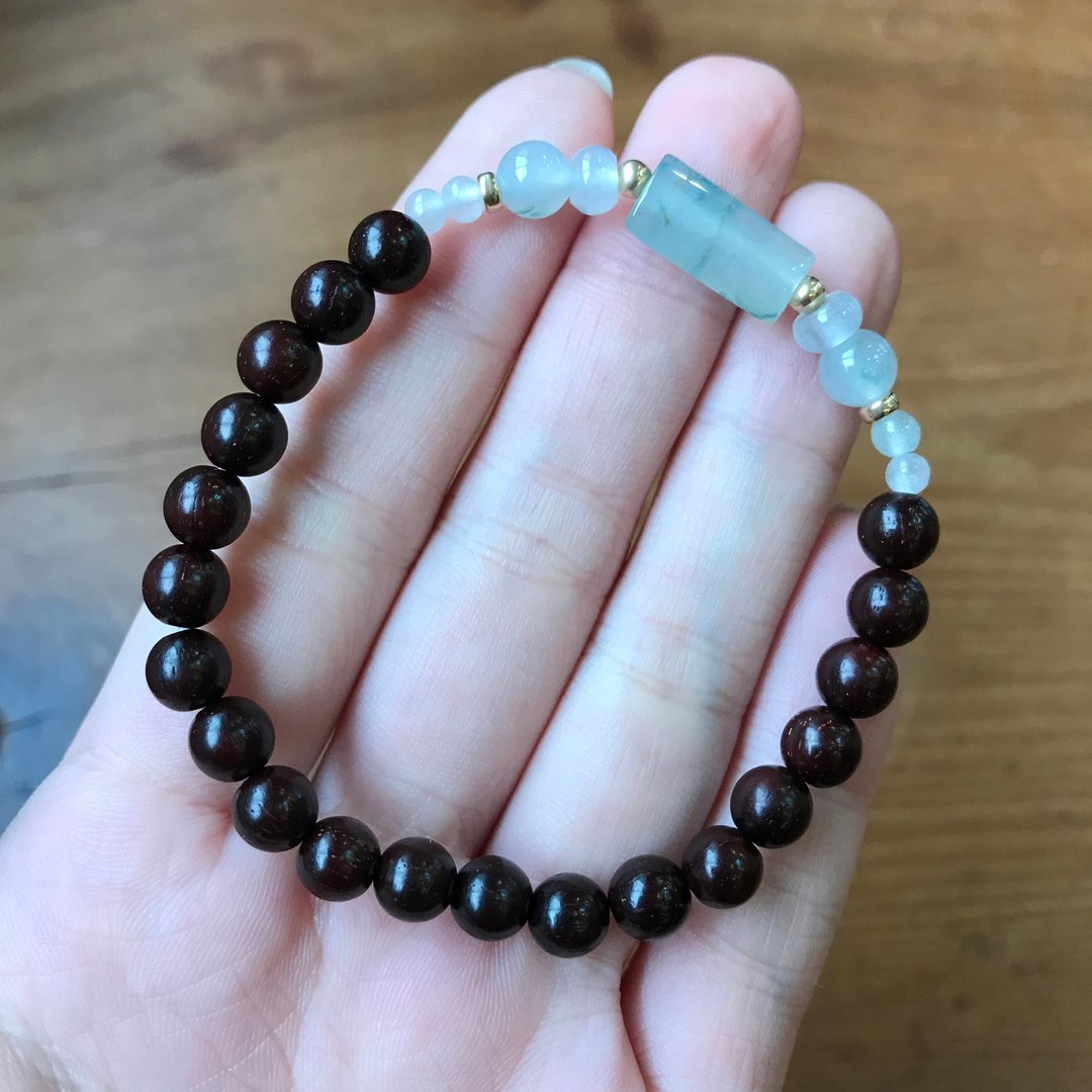 拈翠-天然缅甸翡翠A货x正印度满金星小叶紫檀设计手串 - 手链/手环 - 木头 金色