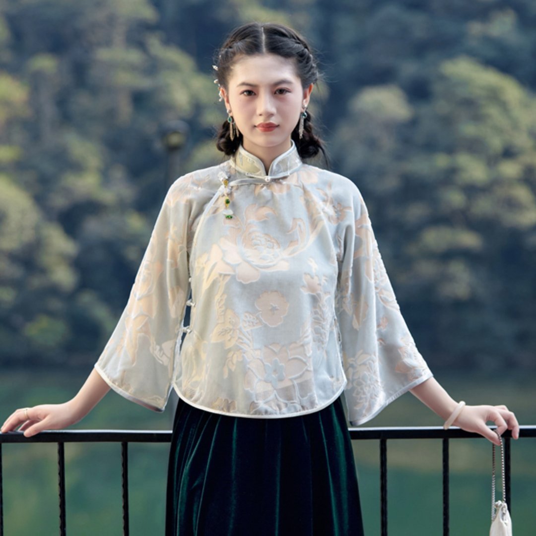 【玉衿伊】 新中式復古/倒大袖丝绒上衣/半裙/马甲 - 女装上衣 - 其他材质 多色