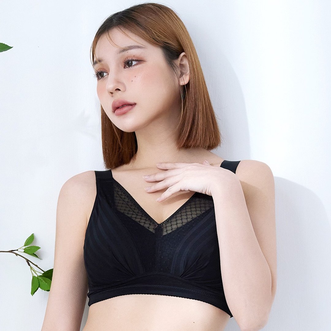 Pink Lady 芦荟无钢圈 B-E罩杯 零束缚3D立体薄衬纾压 内衣 - 女士内衣裤 - 尼龙 黑色