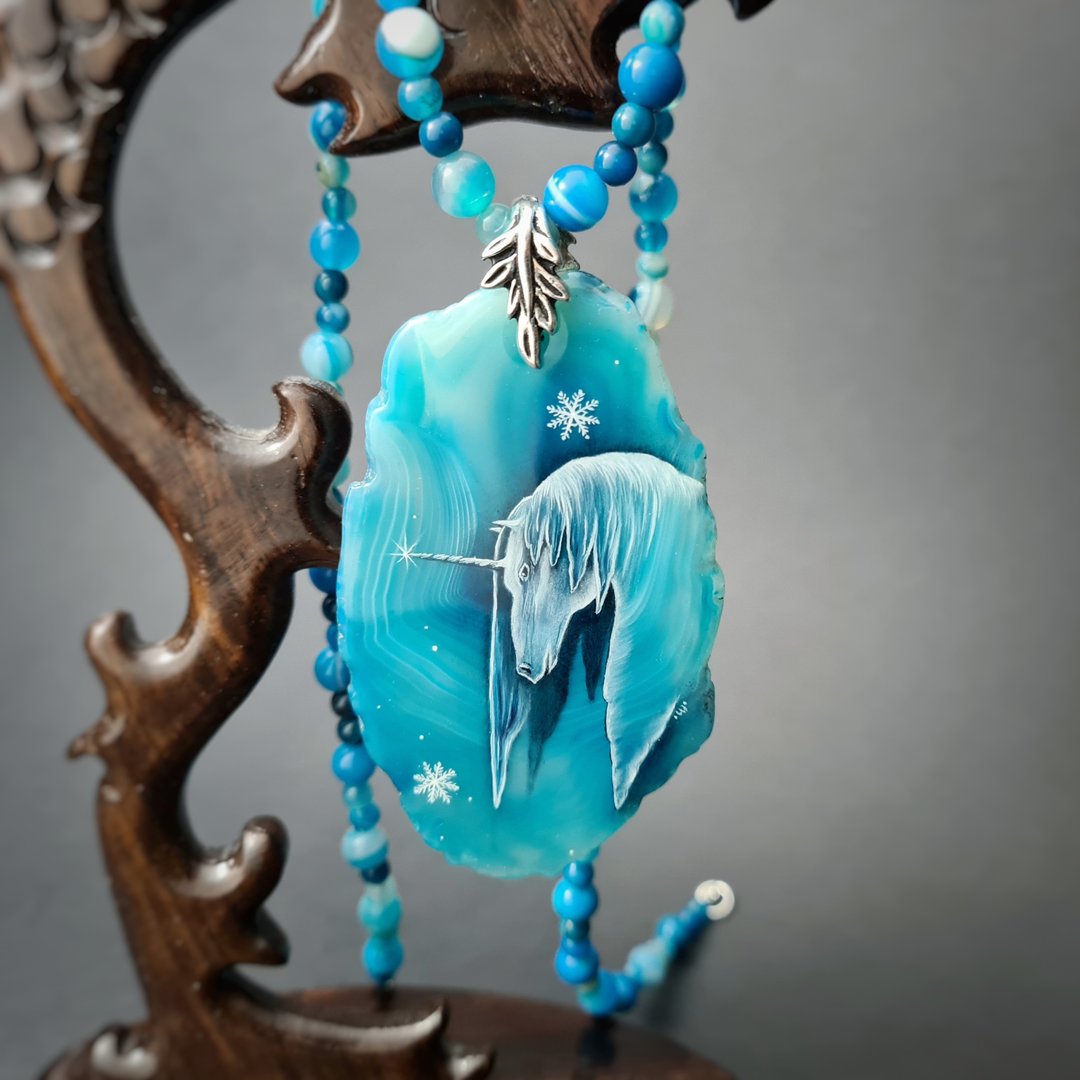 Unicorn necklace real oil painting Miniature on agate One of a kind Present OOA - 项链 - 石头 蓝色