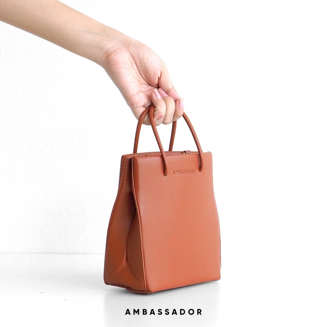 POP bag แบรนด์ Ambassador Brown color - 手提包/手提袋 - 人造皮革 