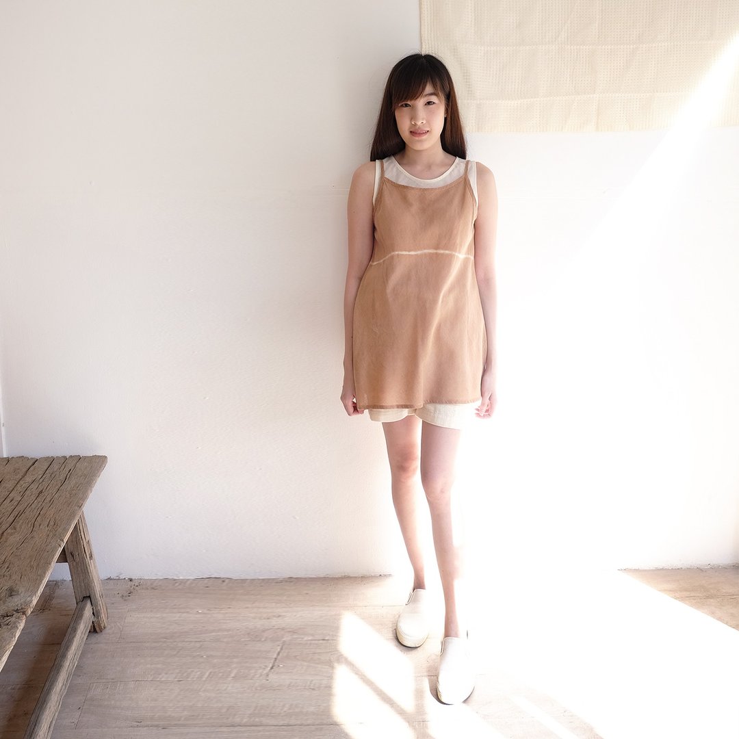Natural Dyed Thai Saloo Cotton Sleeveless Long Blouse Tan Color - 女装上衣 - 棉 橘色