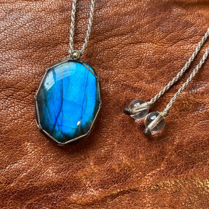 -Bare skin- 拉长石编织项链 - 项链 - 宝石 蓝色