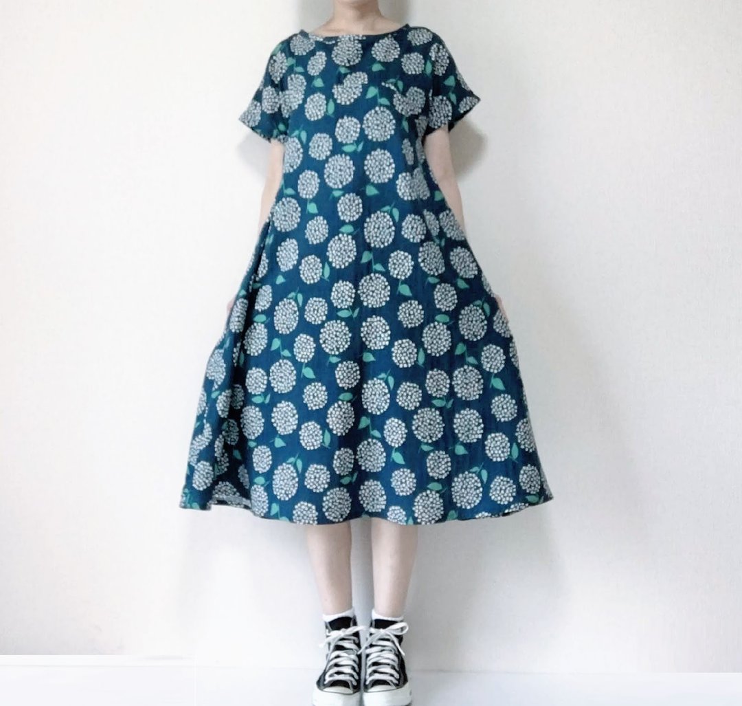 Hydrangea cute floral dress - 洋装/连衣裙 - 棉 蓝色