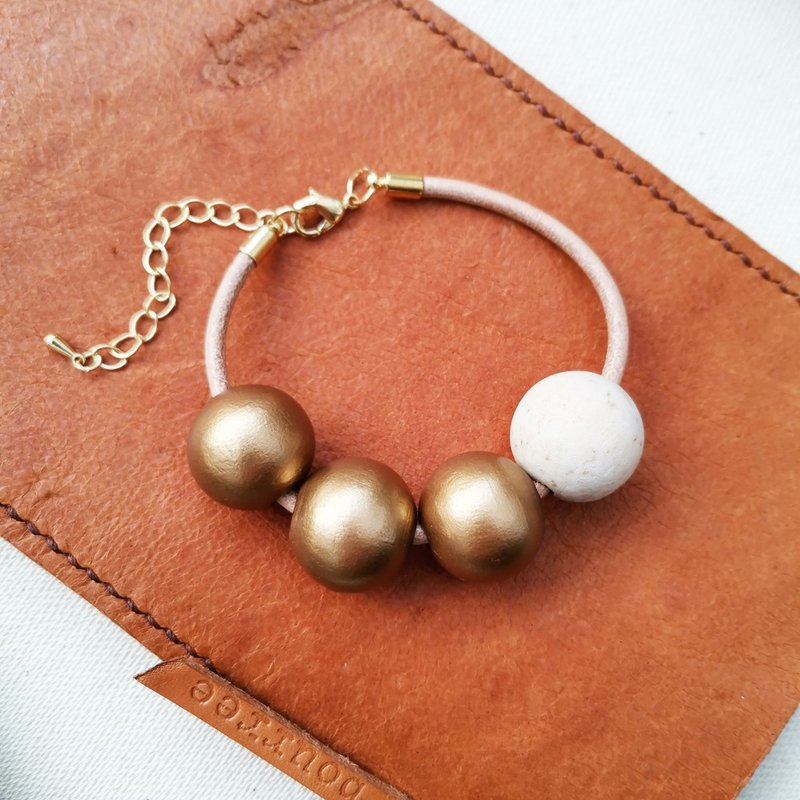 风落形物 皮革手链 数圈圈 - 手链/手环 - 木头 金色