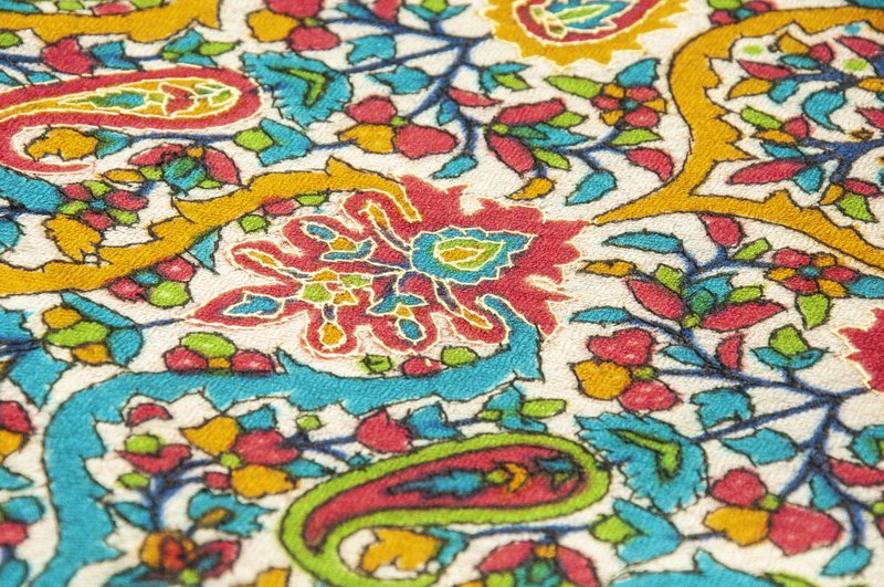 喀什米尔Cashmere/羊绒围巾/纯羊毛围巾披巾/戒指绒披肩-刺绣花朵 - 围巾/披肩 - 羊毛 多色