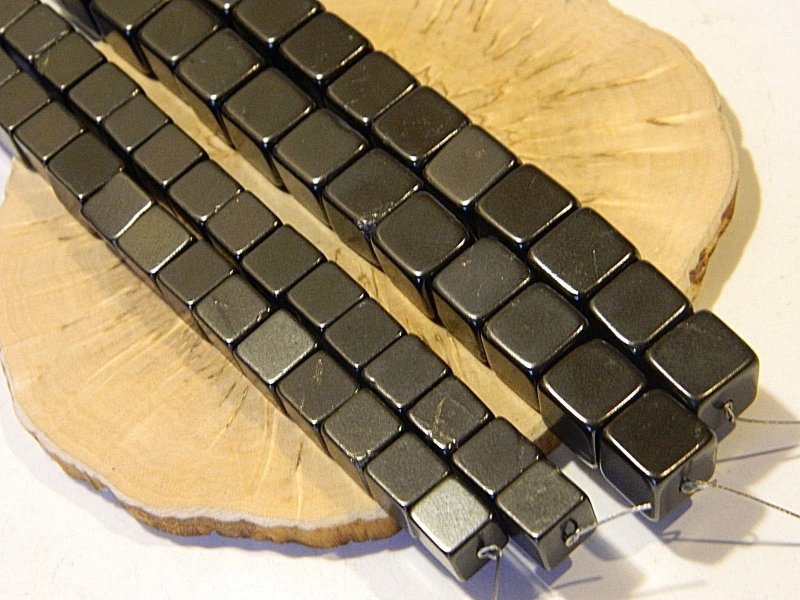 Shungite cube beads, polished natural beads, black healing stone - 其他 - 石头 黑色