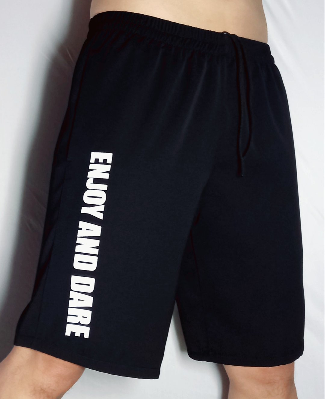 Knee-length sports shorts - 男装运动衣 - 聚酯纤维 黑色