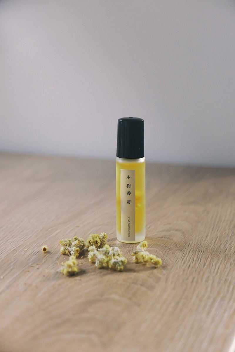 香气标本 // 永久花 Helichrysum - 香水/香膏 - 植物．花 金色